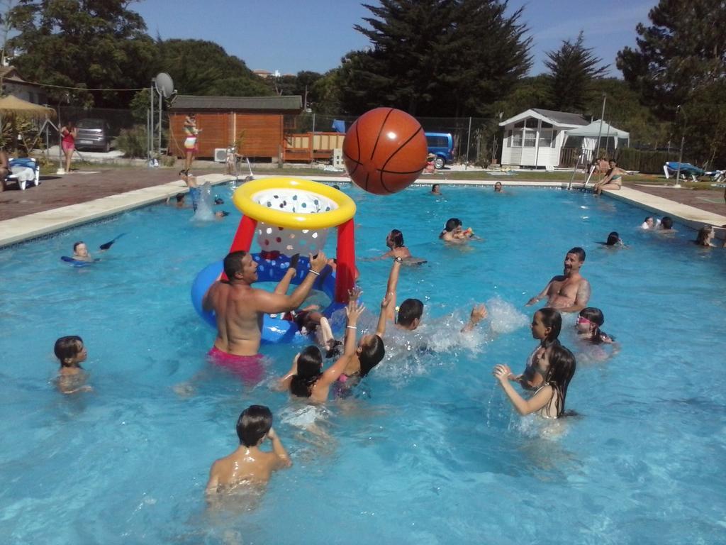 Complejo Turistico & Camping Cabopino マルベーリャ エクステリア 写真