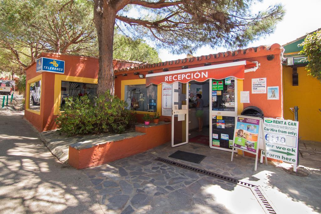 Complejo Turistico & Camping Cabopino マルベーリャ エクステリア 写真